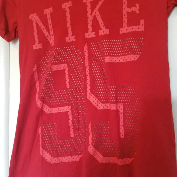 Nike Tee 95 sz Small red - Picture 2 of 4